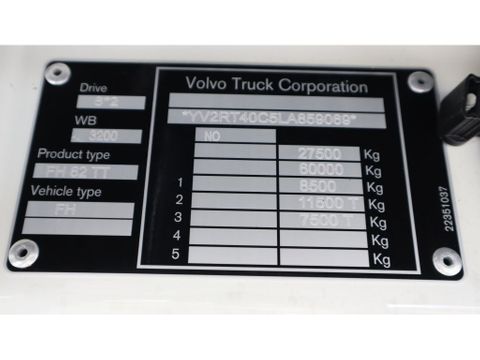 Volvo
6X2 EURO 6 GLOBE XL VEB+ DOUBLE BOOGIE | Hulleman Trucks [18]