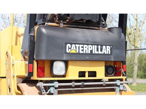 Caterpillar
CB24 | DUO WALS | WATER SPRAY SYSTEM | Hulleman Trucks [9]