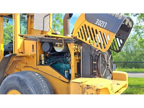 Volvo
L120E | D7D ENGINE | CDC | Hulleman Trucks [11]