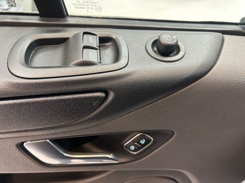 Ford L2H1 Automaat Airco Cruisecontrol Camera Apple CarPlay Nieuw 3X Op Voorraad | Van Nierop BV [14]