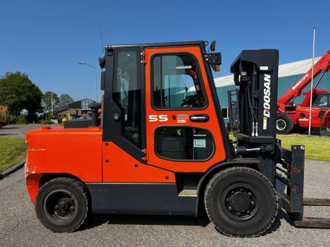 Doosan D55C-7 | Brabant AG Industrie [1]