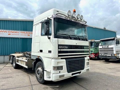 DAF XF SPACECAB 6x2 WITH HOOK-ARM SYSTEM (EURO 3 / ZF16 MANUAL GEARBOX / ZF-INTARDER / STEEL-/AIR SUSPENSION / AIRCONDITIONING) | Engel Trucks B.V. [2]