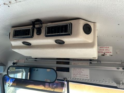 Navistar int. corp. Amerikaanse Schoolbus 8+1 Persoon C Rijbewijs Automaat Airco Omvormer Stand kachel | Van Nierop BV [26]