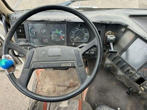 Volvo 7-230 4x2 FULL STEEL 3-WAY KIPPER (MECHANICAL PUMP & INJECTORS / MANUAL GEARBOX / FULL STEEL SUSPENSION / HYDRAULIC KIT) | Engel Trucks B.V. [7]