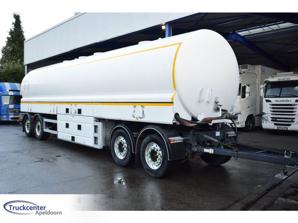 LAG 41300 Liter, 4 Comp, SAF | Truckcenter Apeldoorn [1]