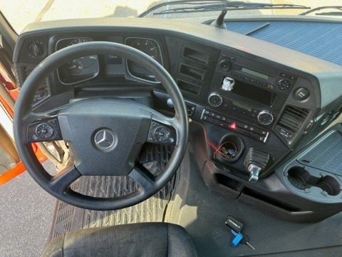 Mercedes-Benz LS SLEEPERCAB (EURO 6 / HYDRAULIC KIT FOR KIPPER / TELLIGENT AUTOMATIC / 2x P.T.O. / AIRCONDITIONING) | Engel Trucks B.V. [6]