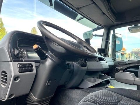 Mercedes-Benz LS 6x4 TRACTOR (EPS WITH CLUTCH / 3-PEDALS / REDUCTION AXLES / HYDRAULIC KIT / EURO 5) | Engel Trucks B.V. [8]