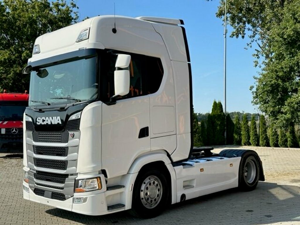 Scania  (2)