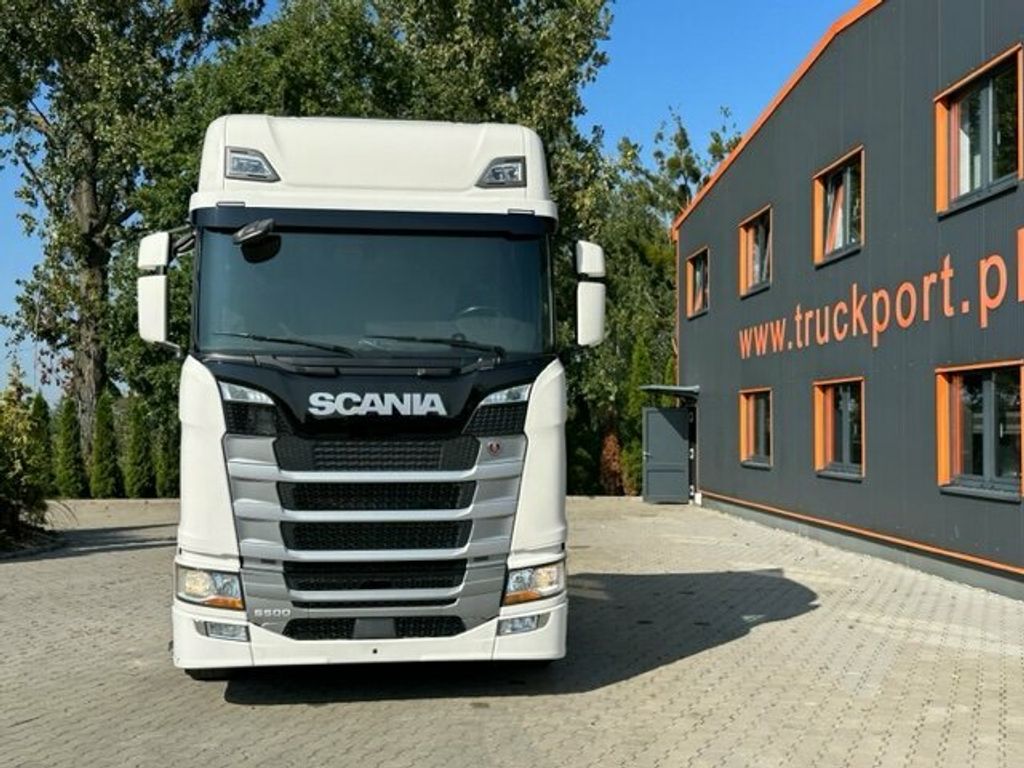 Scania  (3)