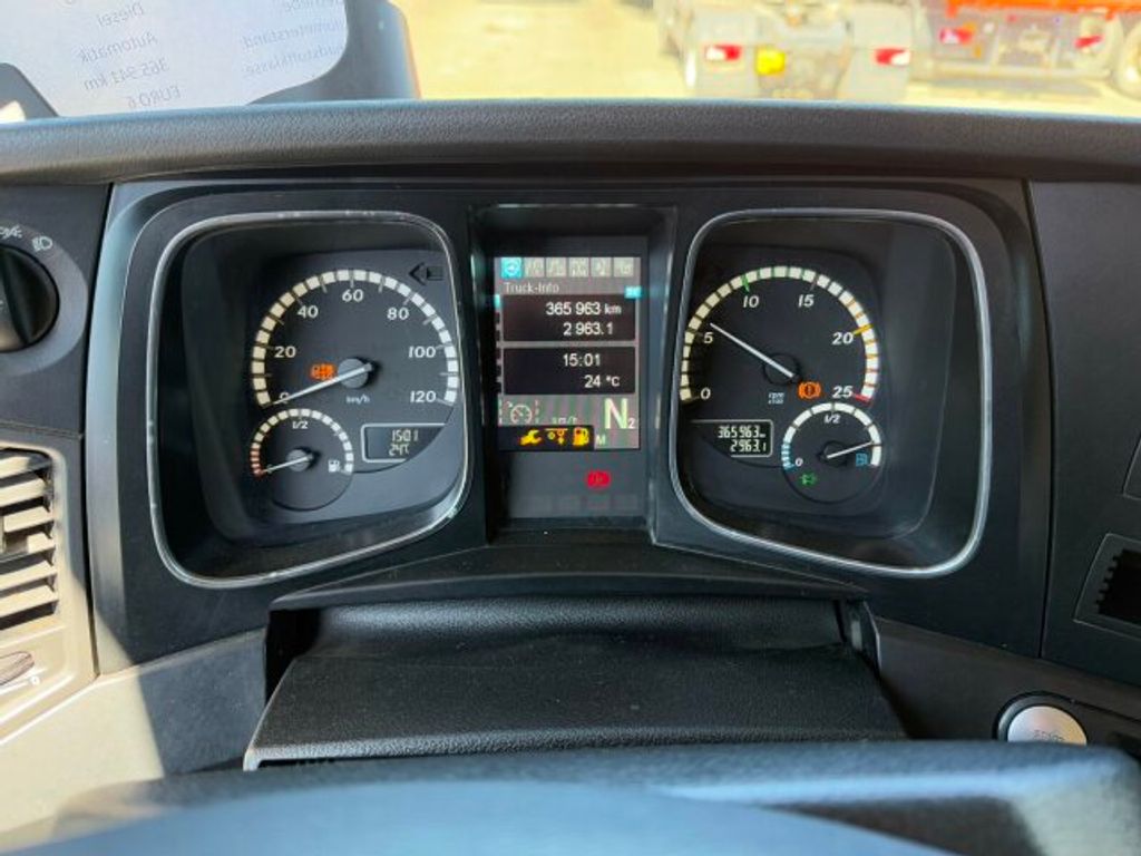 Mercedes-Benz  (10)