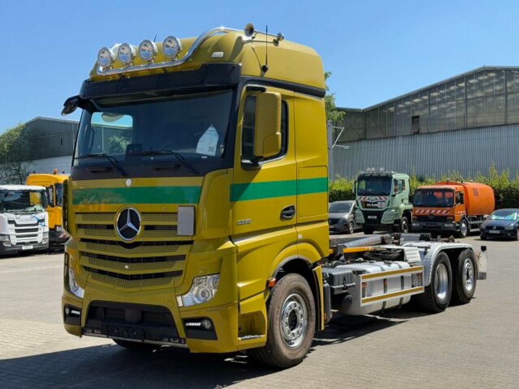 Mercedes-Benz  (6)