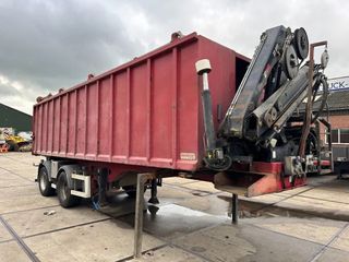 diversen-tipper-trailer-with-hiab-crane-099-b-3-hiduo-remote-controle