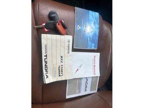 Toyota I Force V8 Dubbelcabine Automaat Airco Trekhaak Gas/Benzine | Van Nierop BV [24]