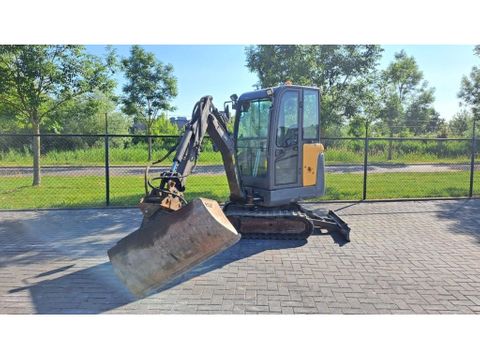 Volvo
EC18D | TILT BUCKET | 3X BUCKET | QUICK COUPLER | Hulleman Trucks [14]