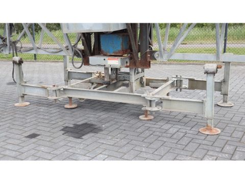 Camac
C3000 | MAST CLIMBING WORK PLATFORM | 18 METER | 2X MAST | Hulleman Trucks [12]