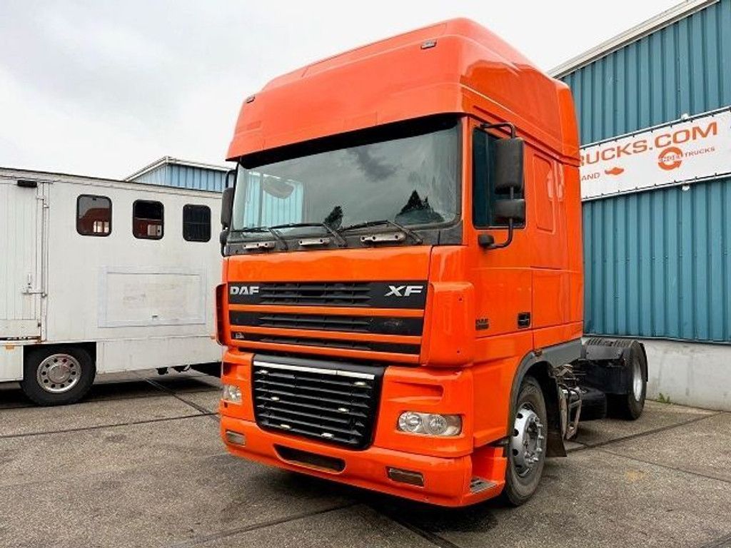DAF 95-430 SUPERSPACECAB (EURO 3 / ZF16 MANUAL GEARBOX / ZF-INTARDER / AIRCONDITIONING) | Engel Trucks B.V. [1]