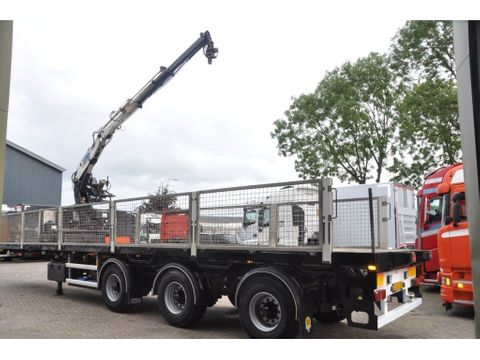 Floor FLOOR 3ASS. 2X STUURAS + KENNIS 1600-R KRAAN + ROTATOR | Truckcentrum Meerkerk [10]