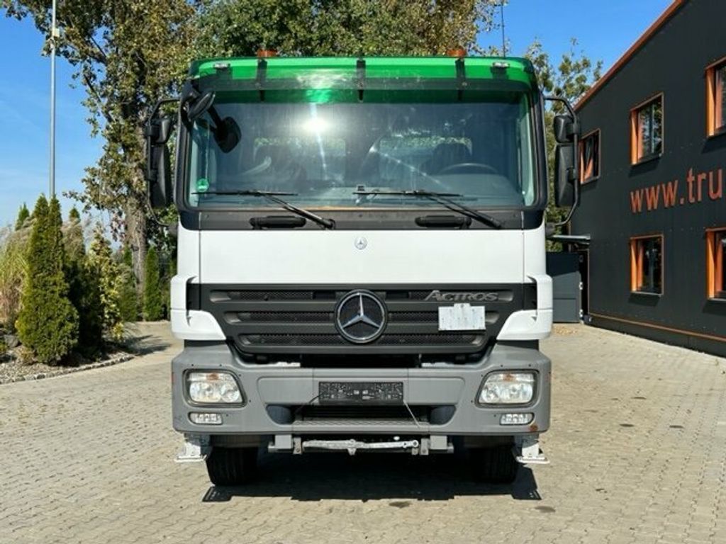 Mercedes-Benz  (3)