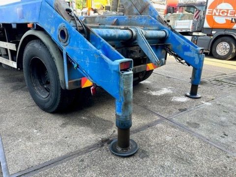 MAN .232 (6 CILINDER) M90 WITH TELESCOPIC CONTAINER SYSTEM (8 GEARS MANUAL GEARBOX / EURO 1 (MECHANICAL PUMP AND INJECTORS)) | Engel Trucks B.V. [14]