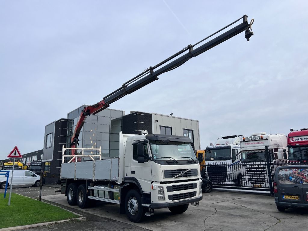 Altijd een unieke voorraad voertuigen, trailers en machines