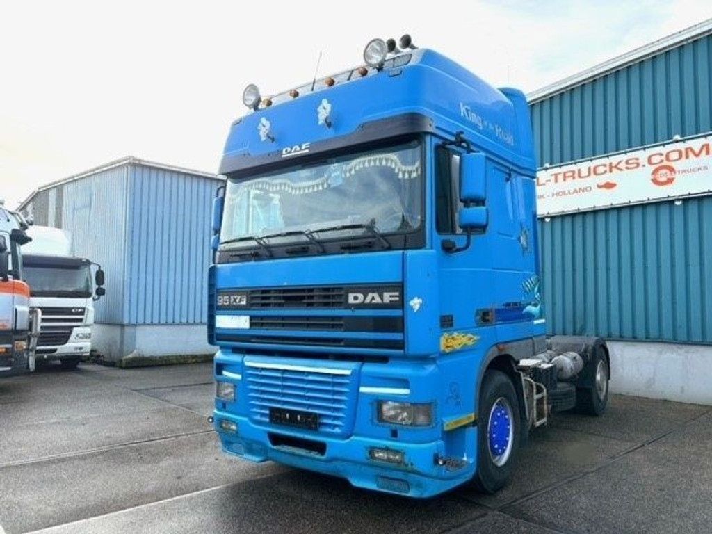 DAF .530XF SUPERSPACECAB (EURO 3 / ZF16 MANUAL GEARBOX / ZF-INTARDER / AIRCONDITIONING) | Engel Trucks B.V. [1]