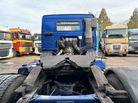 Volvo DAYCAB (EURO 2 / MANUAL GEARBOX / SUNVISOR) | Engel Trucks B.V. [10]