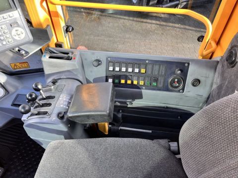 Volvo L120C | Brabant AG Industrie [11]
