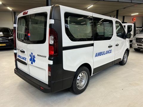 Renault 1.6DCI L1H1 Ambulance UNUSED NIEUW Airco Cruisecontrol 3X Op Voorraad | Van Nierop BV [7]