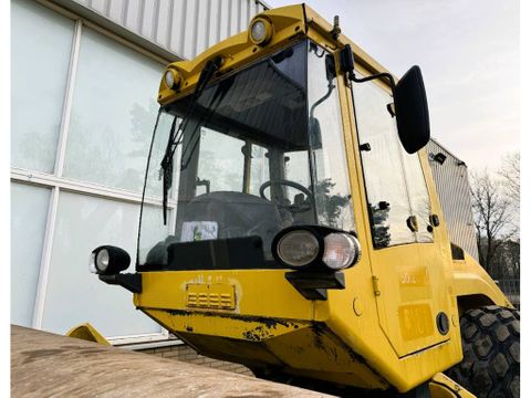 Bomag BW 213 D H-4 2006  8275  HOURS  CE/EPA | NedTrax Sales & Rental [18]