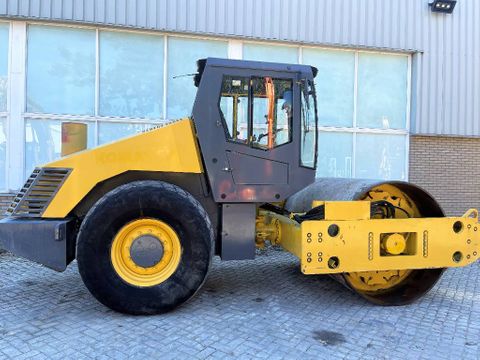 Bomag BW 213 D-3   2000  7470 HOURS  CE/EPA | NedTrax Sales & Rental [7]