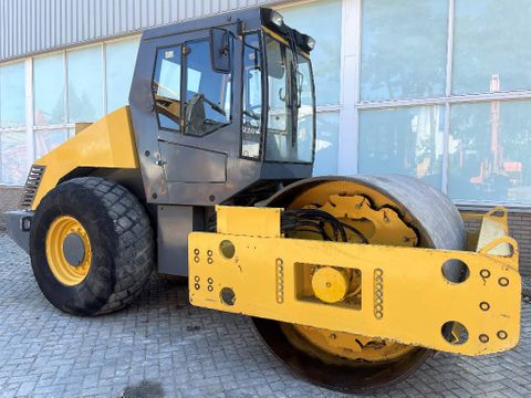 Bomag BW 213 D-3   2000  7470 HOURS  CE/EPA | NedTrax Sales & Rental [8]