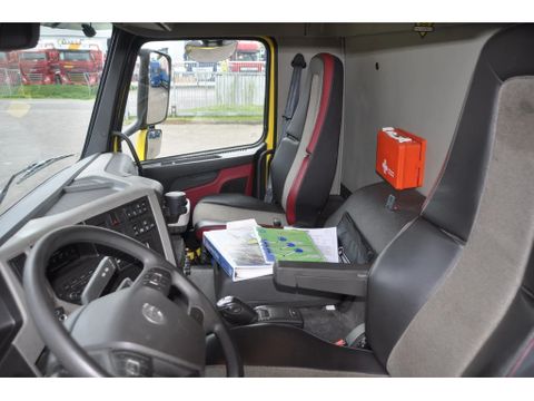 Volvo VOLVO FM 460 .2019 .8X2 + HMF 2210-K2. EURO 6. 133044 KM | Truckcentrum Meerkerk [12]