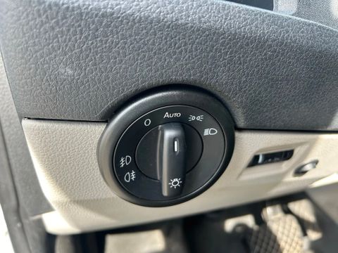Volkswagen 2.0TDI L2H1 Automaat Airco Navi Cruisecontrol Trekhaak 140PK | Van Nierop BV [14]