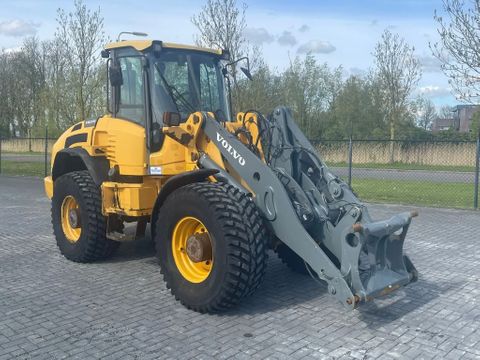 Volvo
L50 F -TP/S | HYDRAULIC QUICK COUPLER | AIRCO | Hulleman Trucks [5]