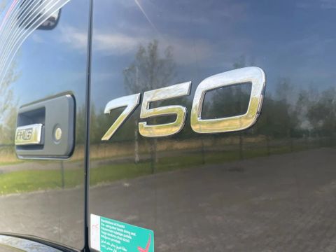 Volvo
6X2 HUB REDUCTION RETARDER SPECIAL | Hulleman Trucks [13]