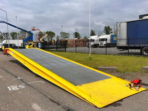 STORAX LOADING RAMP 7 TON  AVAILABLE FOR RENT | Brabant AG Industrie [1]