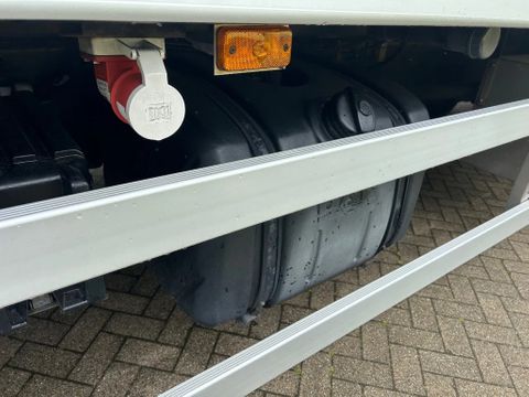 DAF 280 FA Koelwagen 2X Koelmotor + Stekker Laadklep Zijdeur | Van Nierop BV [29]