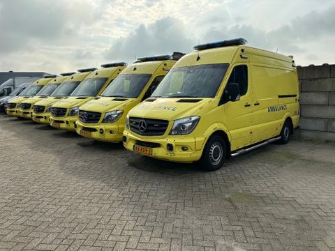 Mercedes-Benz 319CDI L2H2 Ambulance 9X Op Voorraad EURO 6 MARGE | Van Nierop BV [2]