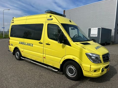 Mercedes-Benz 319CDI L2H2 Ambulance 9X Op Voorraad EURO 6 MARGE | Van Nierop BV [5]