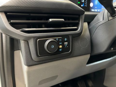 Ford 300 2.0TDCI L2H1 Airco Cruisecontrol Trekhaak Apple CarPlay NIEUW 6x Op Voorraad | Van Nierop BV [18]