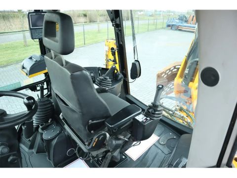 JCB
5CX WASTEMASTER | 4CX | SORTING GRAB | BUCKET | FORKS | Hulleman Trucks [16]