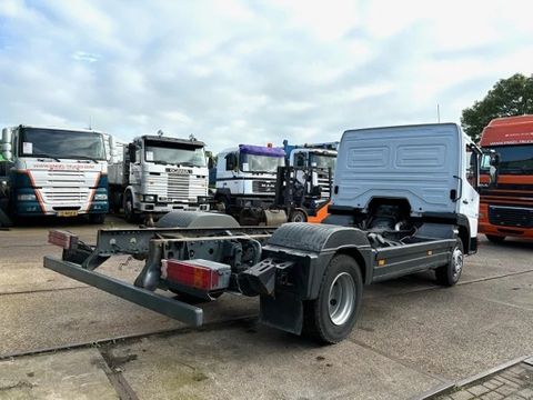 Mercedes-Benz CHASSIS ONLY 172.000 KM!! (FULL STEEL SUSPENSION / MANUAL GEARBOX) | Engel Trucks B.V. [3]