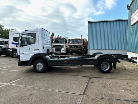 Mercedes-Benz CHASSIS ONLY 172.000 KM!! (FULL STEEL SUSPENSION / MANUAL GEARBOX) | Engel Trucks B.V. [5]