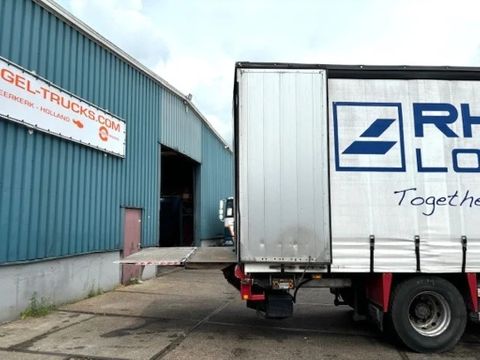 DAF 250 4x2 WITH CURTAINSIDE BOX, SLIDING ROOF AND D'HOLLANDIA LOADING PLATFORM (EURO 5 / AS-TRONIC / AIRCONDITIONING) | Engel Trucks B.V. [11]