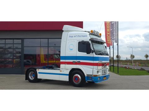 Volvo Very beautiful Volvo FH16 520, lots of horsepower, pulls like crazy | Companjen Bedrijfswagens BV [10]