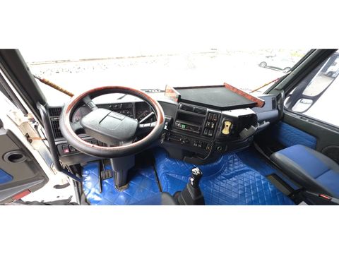 Volvo Very beautiful Volvo FH16 520, lots of horsepower, pulls like crazy | Companjen Bedrijfswagens BV [16]