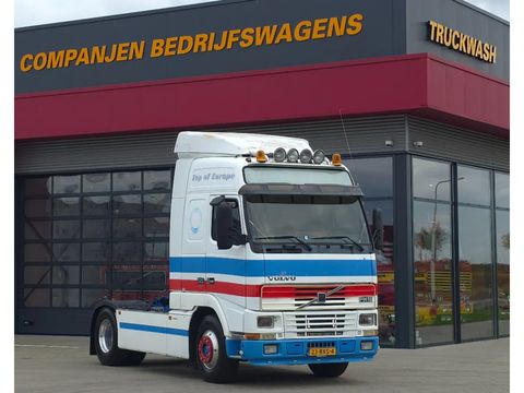Volvo Very beautiful Volvo FH16 520, lots of horsepower, pulls like crazy | Companjen Bedrijfswagens BV [2]