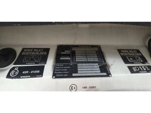 Volvo Very beautiful Volvo FH16 520, lots of horsepower, pulls like crazy | Companjen Bedrijfswagens BV [22]