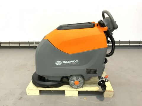 Daewoo DAFL50A | Used Machinery Trading B.V. [3]