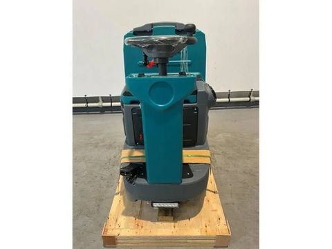 JD Clean D6 Opzit Schrobmachine | Used Machinery Trading B.V. [8]